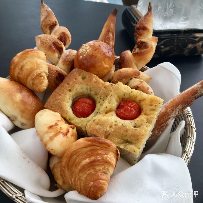 天巢法国餐厅餐包图片 - 第390张