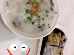 菜干猪骨粥-香港新发烧腊茶餐厅(万象店)