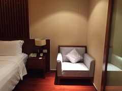 -三亚湾海居铂尔曼度假酒店