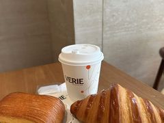 -VERIE BAKEHOUSE