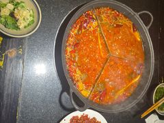 -叁口煮市井老火锅(南门旗舰店)