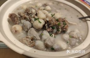 Pork Shank and Small Taro Soup