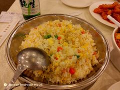 扬州炒饭-天外天烤鸭店(八角店)