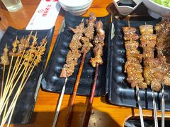 -琥珀老六龙虾(四里河店)