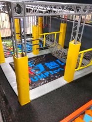 -蹦贝运动中心·蹦床·攀岩·闯关(龙岗店)