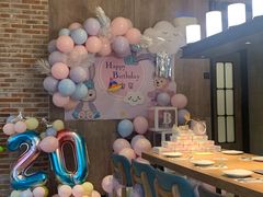 店内布置-必胜客(WOW象山涌金广场店)