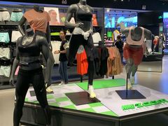 -NIKE品牌体验店(金源新燕莎店)