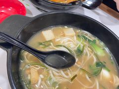 -吕阿婆骨汤麻辣烫(云岗店)