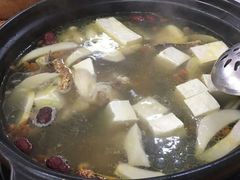 -濠轩阁特色生蚝火锅(水湾路店)