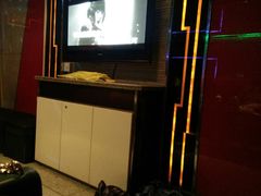 -歌莱美KTV x 星唱纯K·联名店(长虹路店)