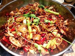 干锅牛蛙-蛙蛙叫干锅年代(簋街总店)