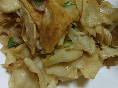 腊味炒豆丝-董厨煨汤馆(车站路店)