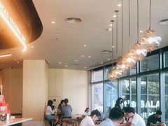 用餐区-星巴克臻选(深圳龙岗万科店)