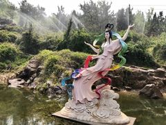 -雪山彩虹谷景区
