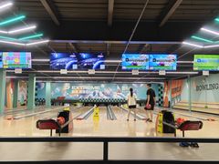 -极限PLAY运动娱乐新世界·团建派对表演休闲馆·室内高空游乐园
