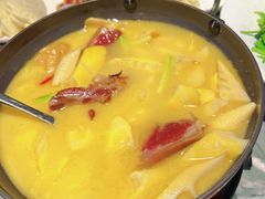 -披云云小馆·味道江湖(姚家园万象汇店)