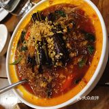 泰式猪肘就是我们所说的红烧蹄胖