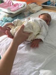 -母仪天下月子中心(光谷店)