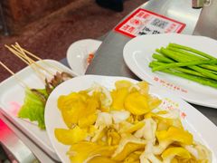 鸡油菌-燃计沙茶皇·香港沙茶火锅(人广旗舰店)