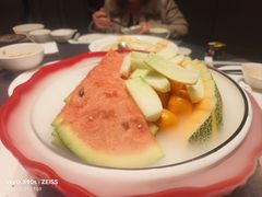 -艳阳天民俗村(公园路店)