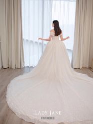 -Lady  Jane高端婚纱礼服馆