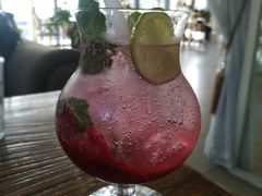 -MOMENT湖景餐厅(解放路店)