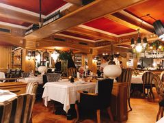 大堂-火车头法国西餐厅