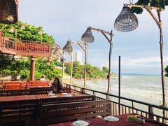 -卷心菜和避孕套餐厅(Pattaya)