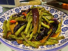 茄角双鲜-嘎吧锅私家菜馆(新村十区店)