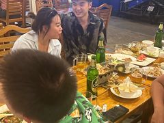 -两兄弟Song Pee Nong(2号店)