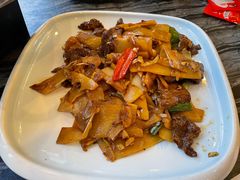 酸笋炒牛肉-美极鲜食坊(宝安南路店)