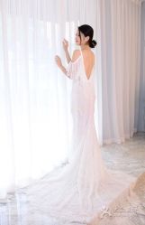 -觅白婚纱礼服馆