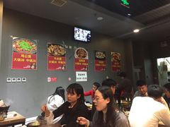 大堂-范贤光鸡公煲(平乐园总店)