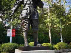-英雄广场