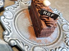-RGF(巨鹿路店)