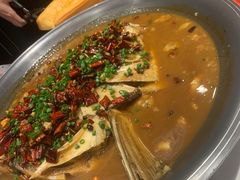 -皇城根·鲁菜济南菜·吊炉烤鸭·炒鸡鱼头(济南旗舰店)