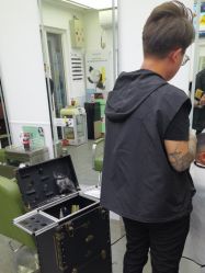 -LJOY丽锦造型·烫发染发