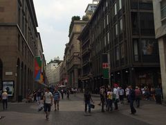 -文艺复兴百货(米兰大教堂广场店)