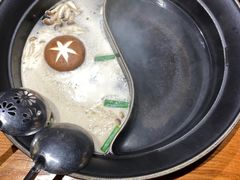 -呷哺呷哺(普陀乐购真北店)