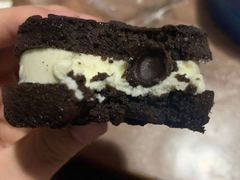 -好利来(新华百货店)