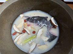 -咕嘟草帽鱼·牛奶一样的鲜鱼汤(包河万达广场创始店)