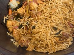 -鲁员外地锅鸡地锅鱼(古墩路店)