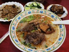 -金杨拉面王小吃面馆·牛三宝面·红烧牛肉粉