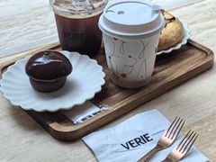 -VERIE BAKEHOUSE