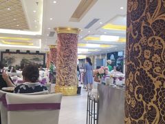 大堂-穆隆斋清真大饭店(串窑街店)