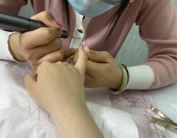 -赢韵美甲美睫瑞士净斑中心