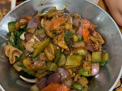 干锅肥肠-卢庄(江汉路店)