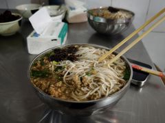 -正宗杨记普洱酸醋米线(总店)