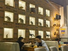 -岗底斯尼泊尔餐厅(万达店)