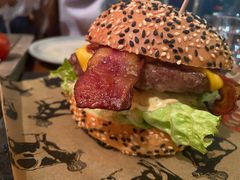 -FAT COW(虹梅路店)